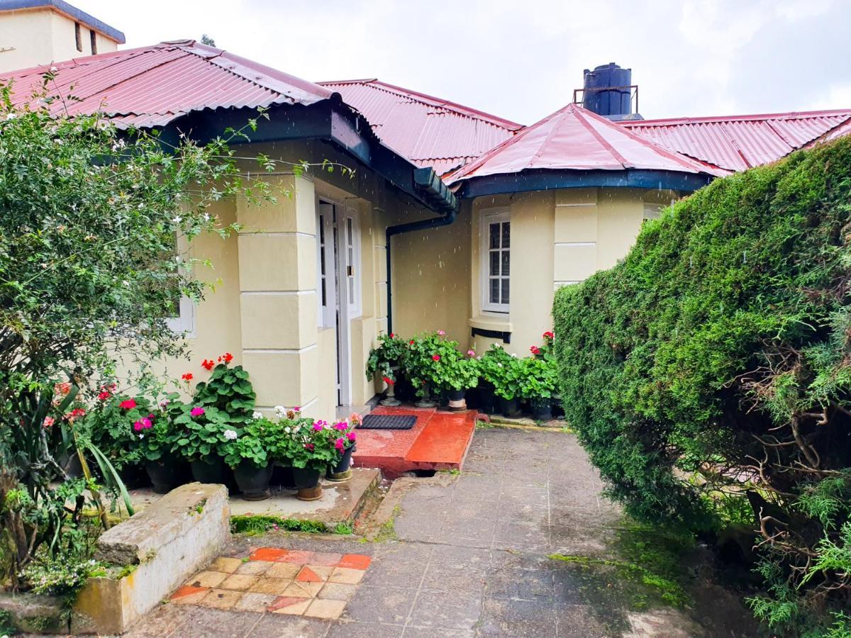 فندق Ruchi House نوفارا إيلِيا المظهر الخارجي الصورة