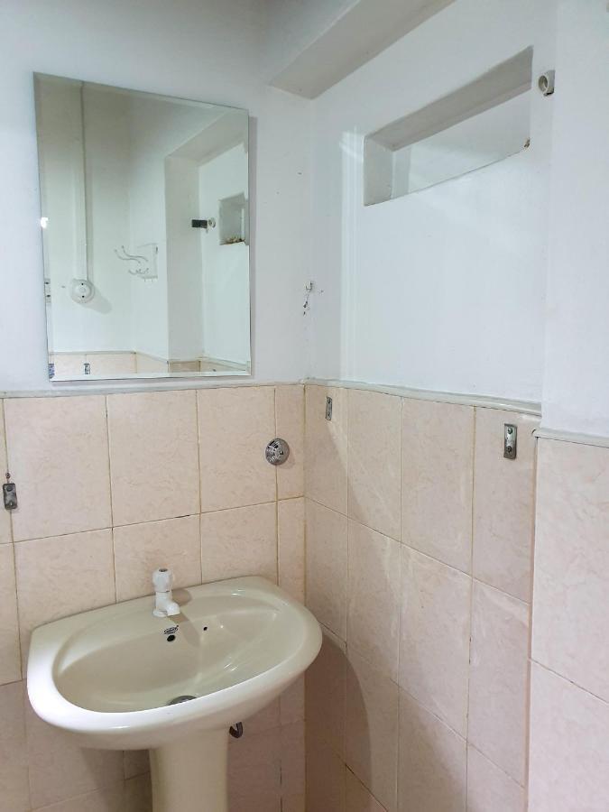 فندق Ruchi House نوفارا إيلِيا المظهر الخارجي الصورة