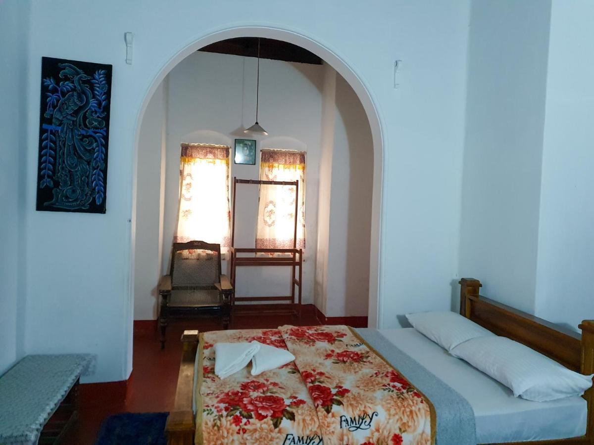 فندق Ruchi House نوفارا إيلِيا المظهر الخارجي الصورة