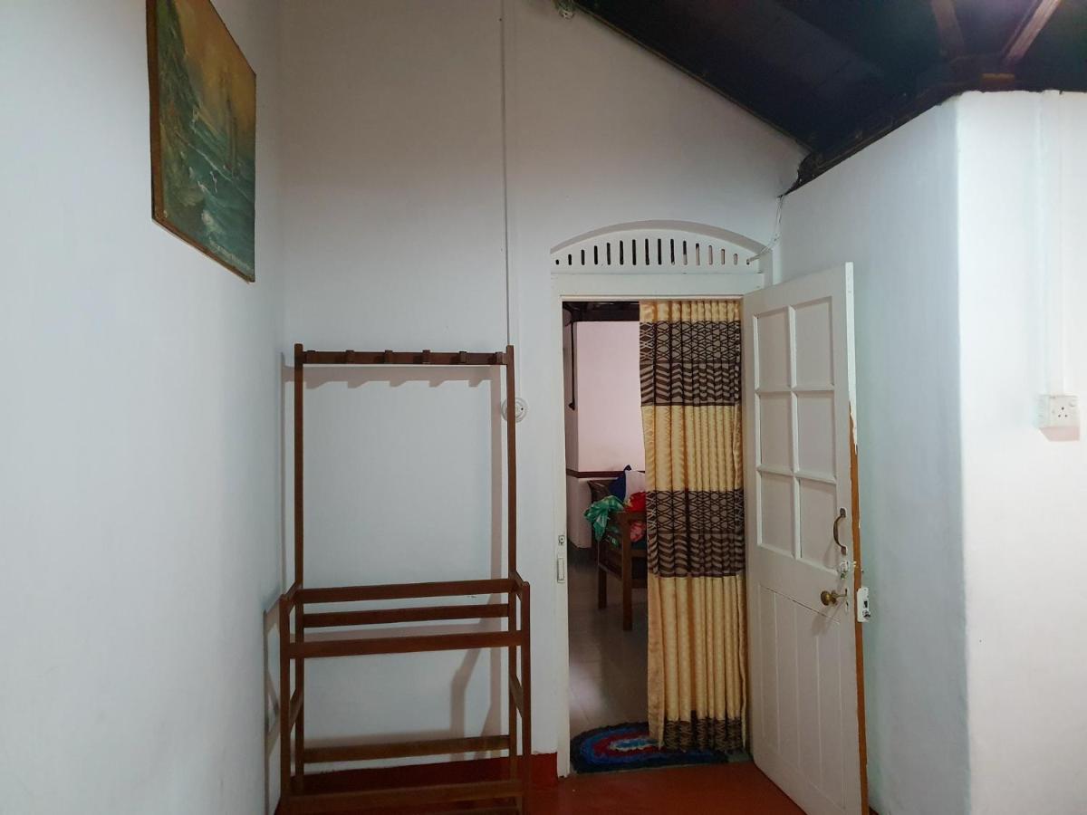 فندق Ruchi House نوفارا إيلِيا المظهر الخارجي الصورة