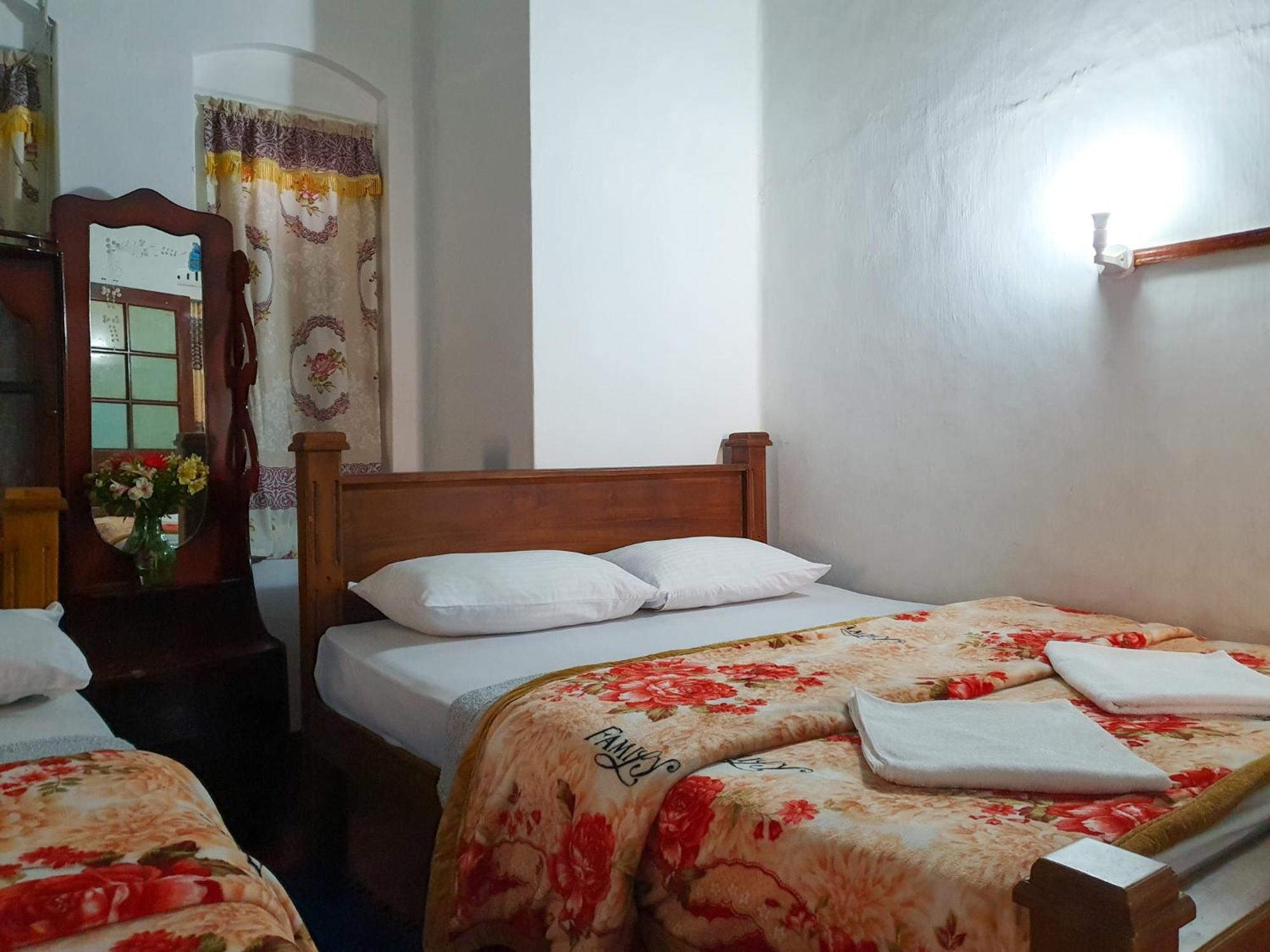 فندق Ruchi House نوفارا إيلِيا المظهر الخارجي الصورة
