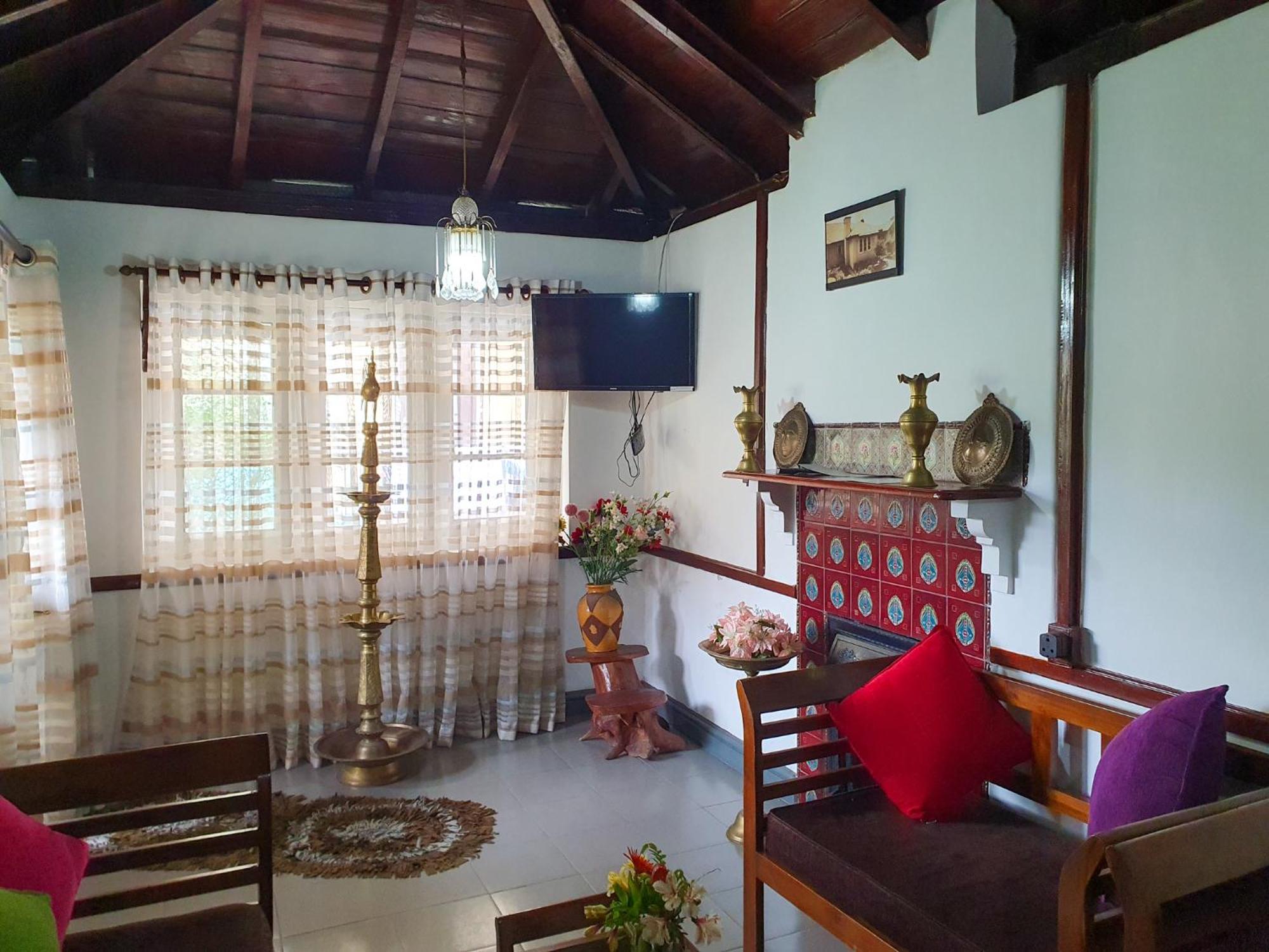 فندق Ruchi House نوفارا إيلِيا المظهر الخارجي الصورة