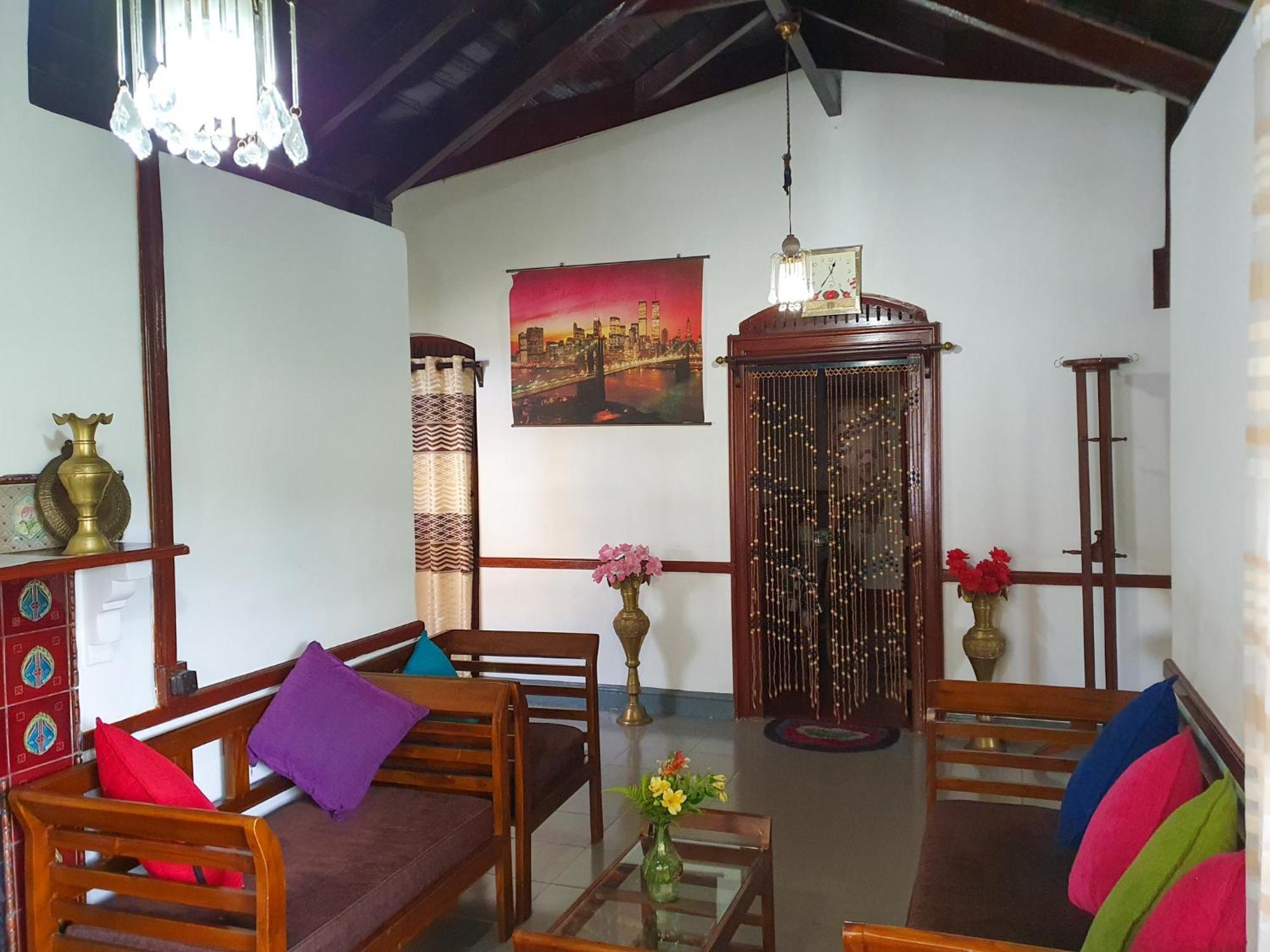 فندق Ruchi House نوفارا إيلِيا المظهر الخارجي الصورة